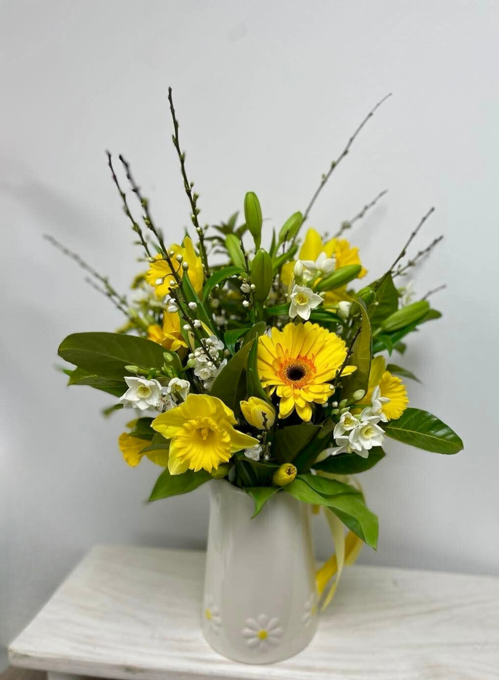 Daisy chain jug